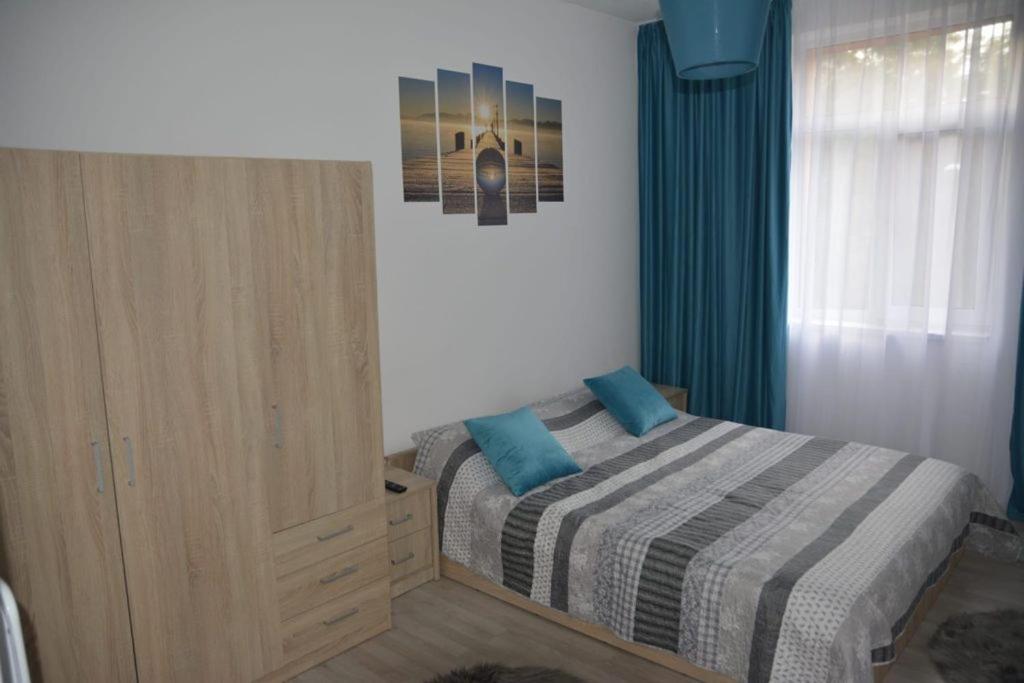 Sunrise Apartment Petroşani Exterior foto
